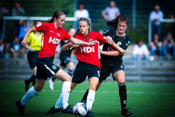 Bild 1675 - wBJ Harburger TB - Hannover 96 : Ergebnis: 2:2
